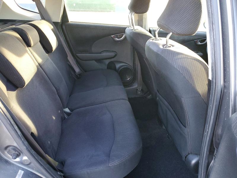Photo 11 from auction – 2013 HONDA FIT with VIN JHMGE8G52DC046657