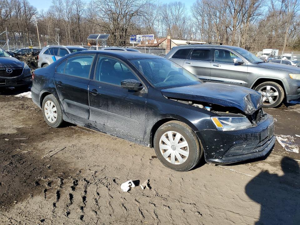Photo 4 from auction – 2016 VOLKSWAGEN JETTA with VIN 3VW267AJ3GM382164
