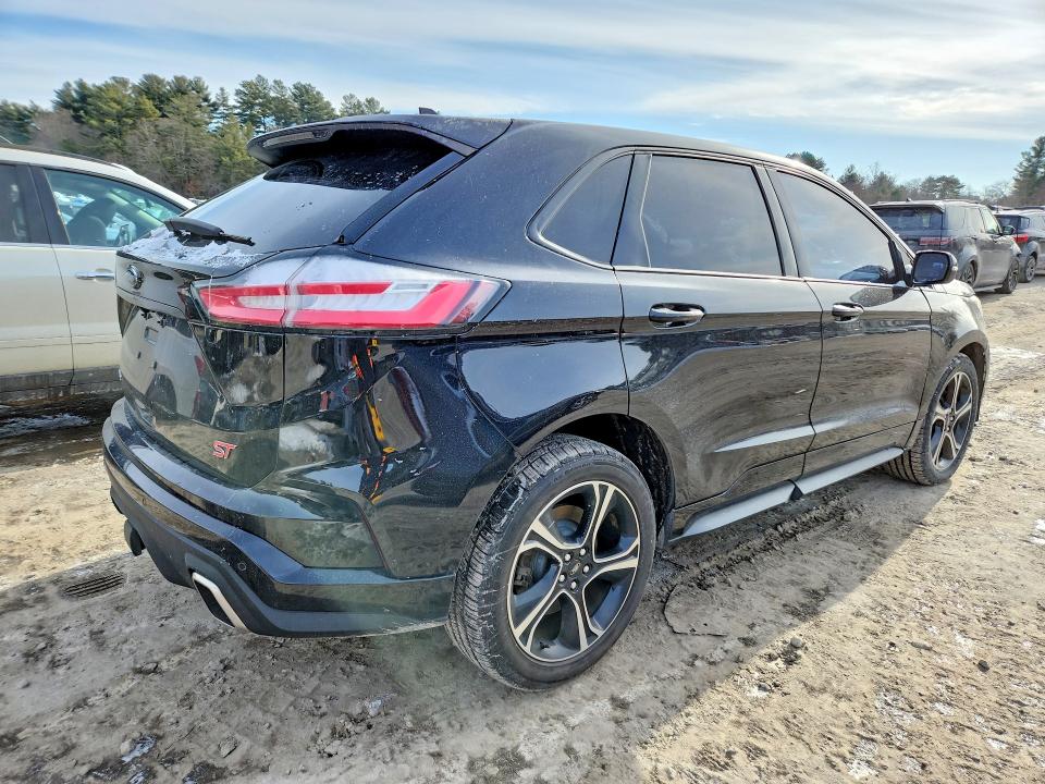 Photo 3 from auction – 2019 FORD EDGE ST with VIN 2FMPK4AP9KBC27440