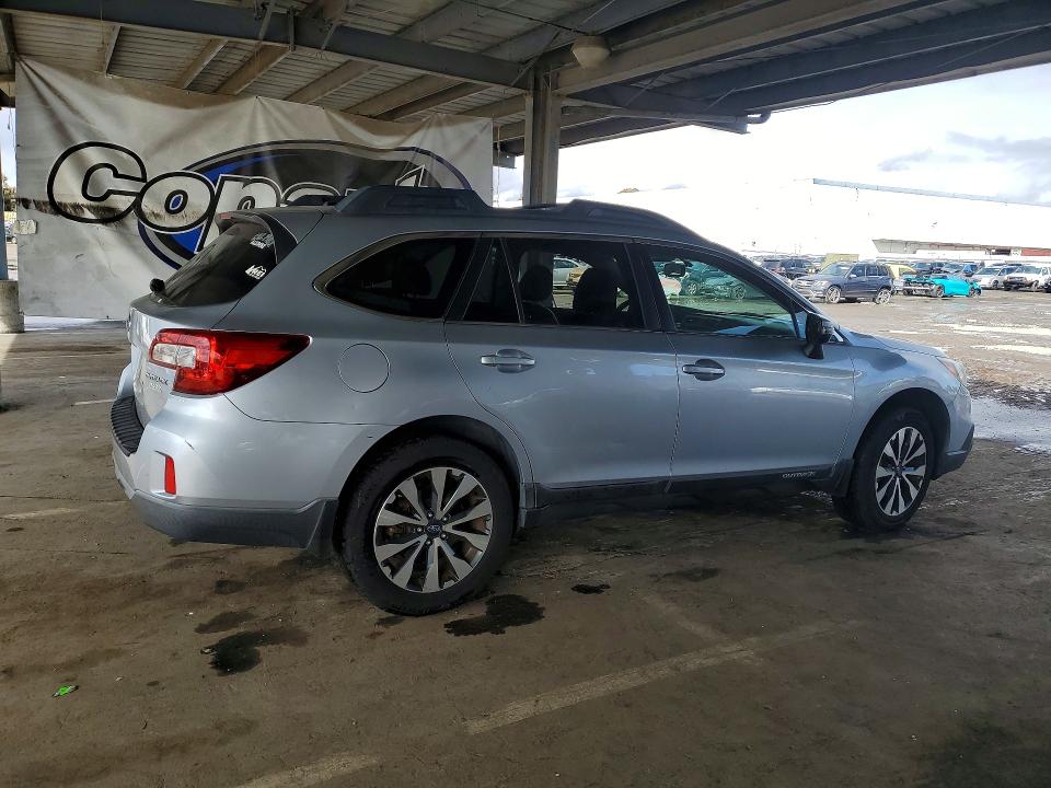 Photo 3 from auction – 2015 SUBARU OUTBACK with VIN 4S4BSAJC3F3254452