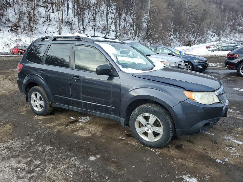 Photo 4 from auction – 2013 SUBARU FORESTER 2 with VIN JF2SHABC7DH437615