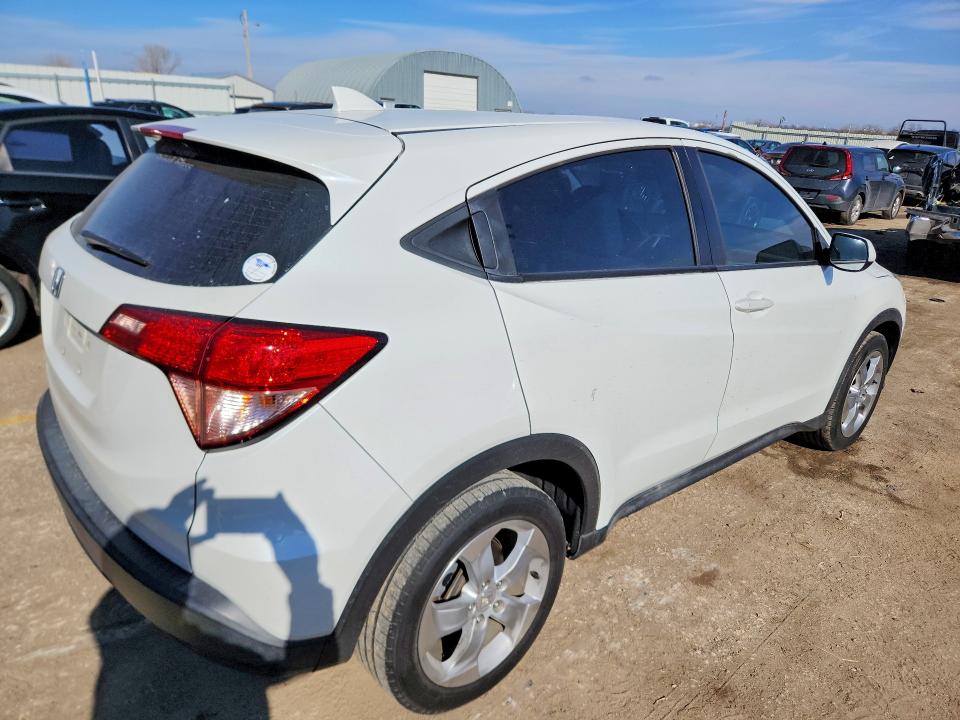 Photo 3 from auction – 2016 HONDA HR-V LX with VIN 3CZRU5H30GM700786