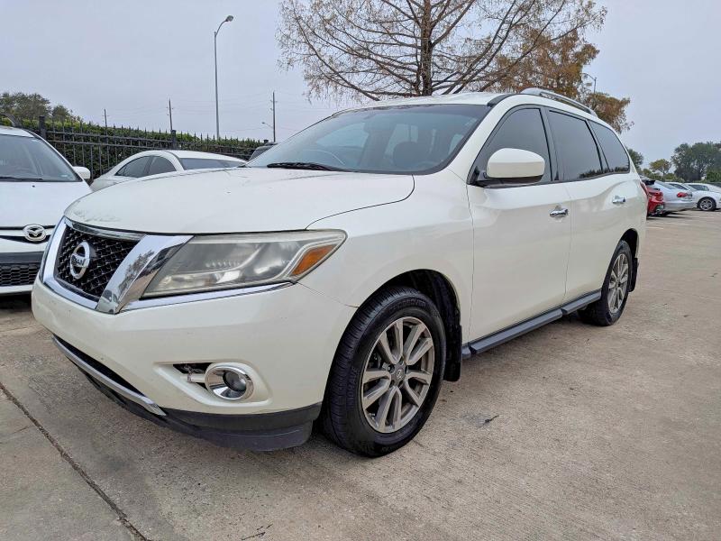 Photo 2 from auction – 2015 NISSAN PATHFINDER with VIN 5N1AR2MN4FC701364