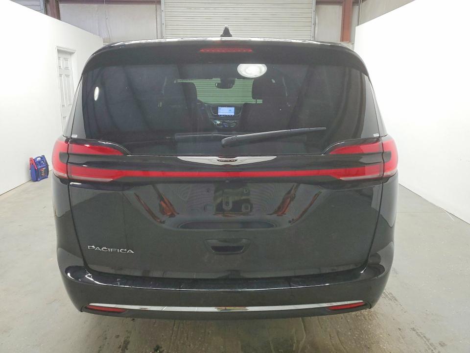 Photo 6 from auction – 2025 CHRYSLER PACIFICA S with VIN 2C4RC1BG9SR577150
