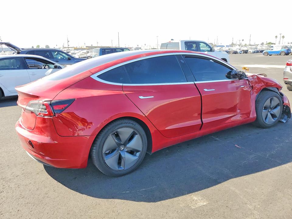 Photo 3 from auction – 2018 TESLA MODEL 3 with VIN 5YJ3E1EA2JF012952