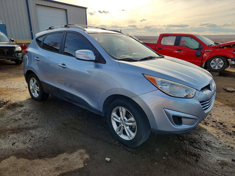 Photo 4 from auction – 2012 HYUNDAI TUCSON with VIN KM8JU3AC4CU536655