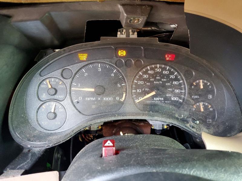 Photo 9 from auction – 2002 CHEVROLET BLAZER with VIN 1GNCS18W52K150495