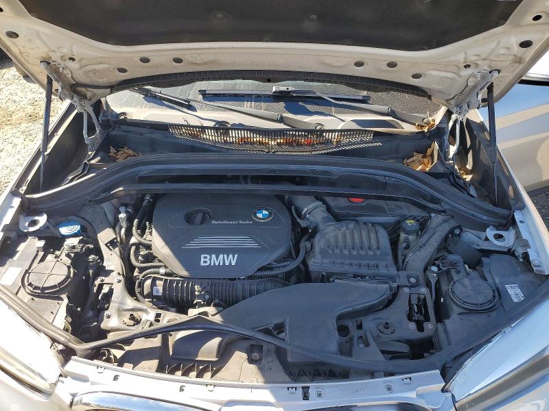 Photo 12 from auction – 2018 BMW X1 with VIN WBXHU7C33J5L08275