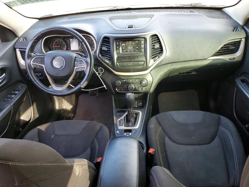 Photo 8 from auction – 2015 JEEP CHEROKEE L with VIN 1C4PJLCB1FW611431