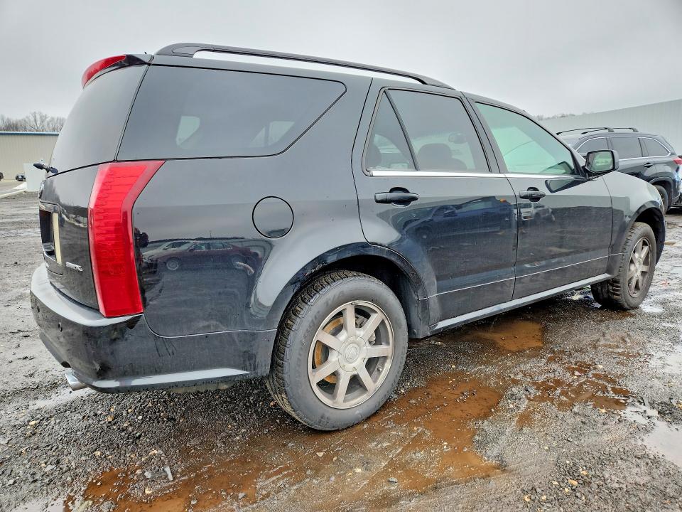 صورة رقم 3 من المزاد - 2005 CADILLAC SRX مع VIN 1GYEE637250173300