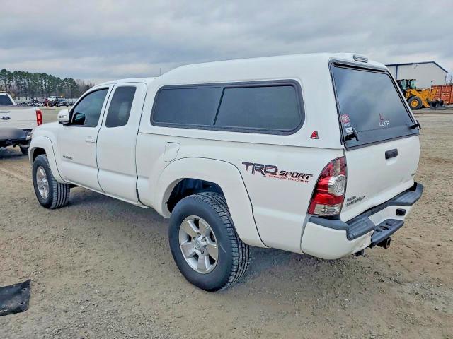 Photo 2 from auction – 2014 TOYOTA TACOMA with VIN 5TFUU4EN5EX091184