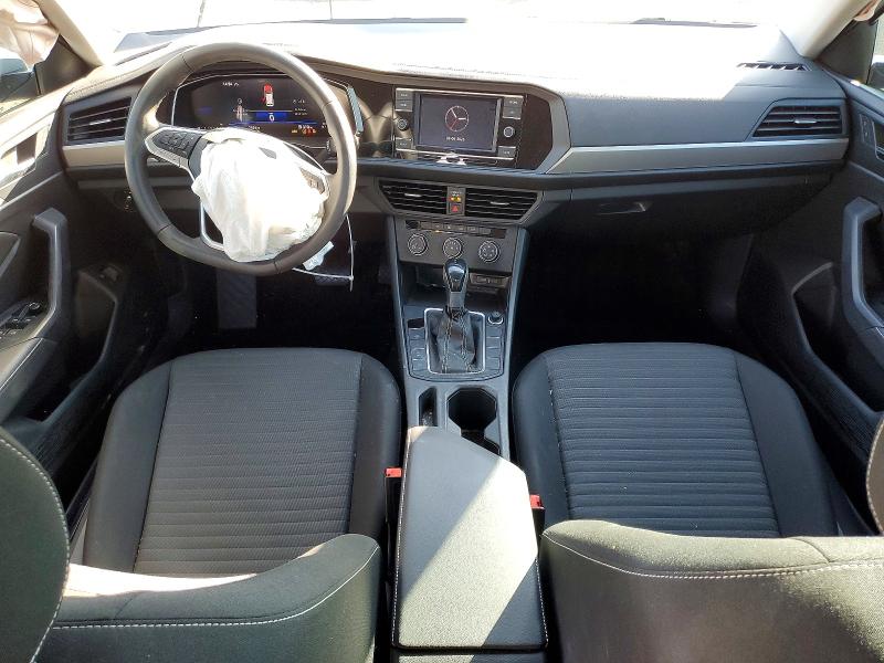 Photo 8 from auction – 2024 VOLKSWAGEN JETTA with VIN 3VW5M7BU2RM065832