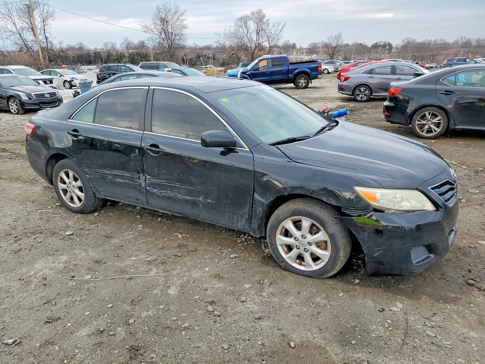 Photo 4 from auction – 2011 TOYOTA CAMRY with VIN 4T1BF3EK0BU192112