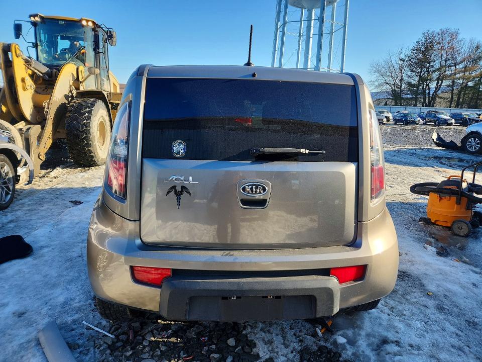 Photo 6 from auction – 2011 KIA SOUL + with VIN KNDJT2A24B7204382