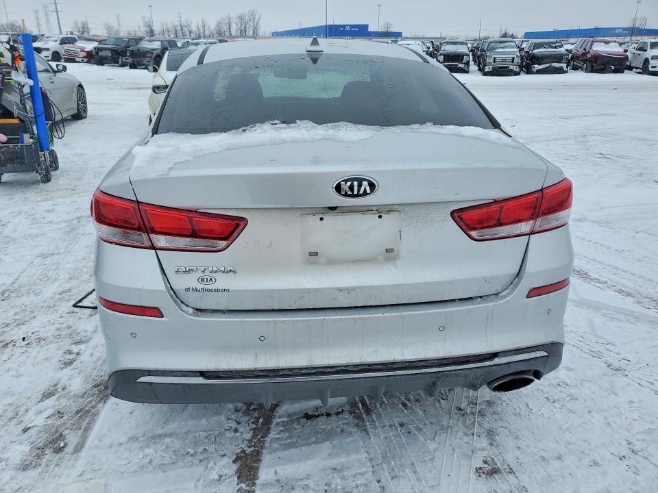 Photo 6 from auction – 2019 KIA OPTIMA with VIN 5XXGT4L35KG351264