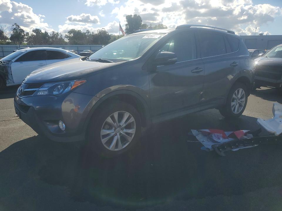 TOYOTA RAV4 LIMIT 2014 with VIN 2T3YFREV0EW119972 - Photo from auction