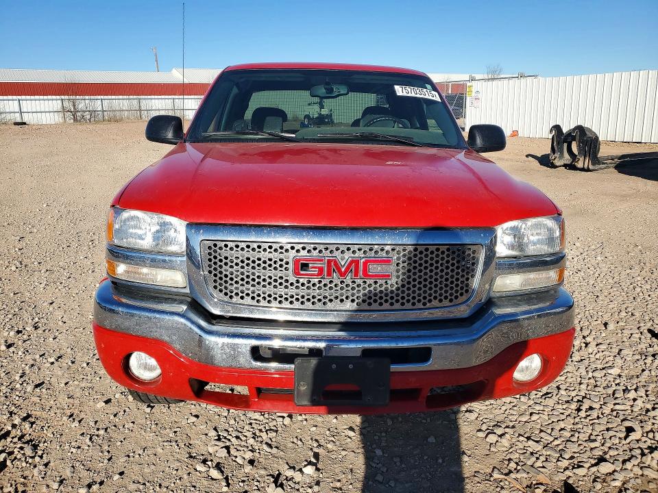 Photo 5 from auction – 2004 GMC NEW SIERRA with VIN 2GTEK19TX41323131