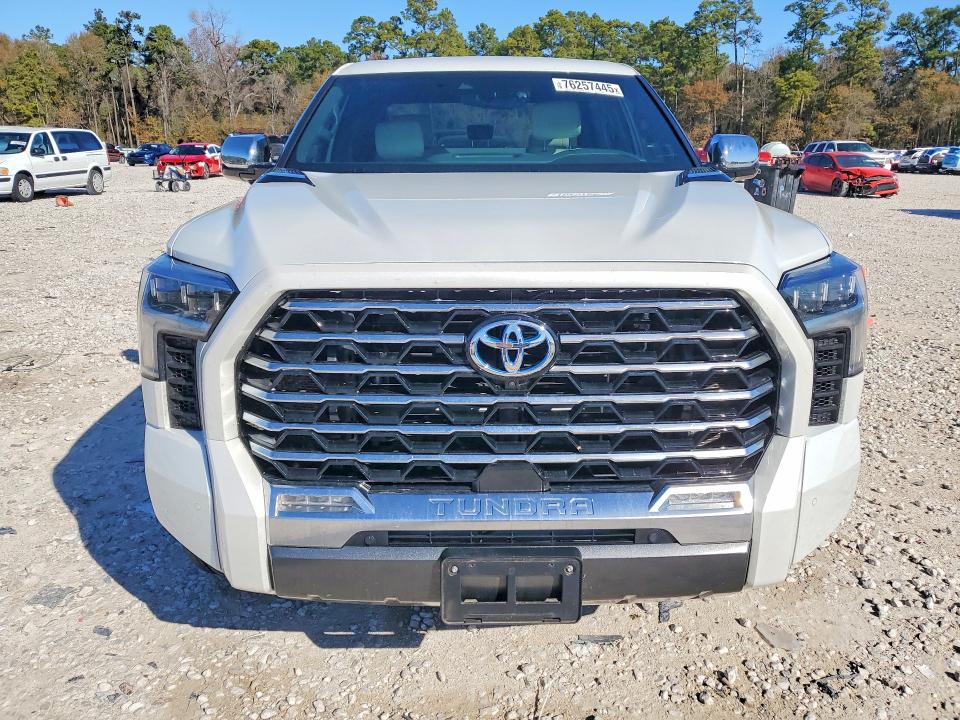 Photo 5 from auction – 2023 TOYOTA TUNDRA CRE with VIN 5TFVC5DB5PX021255