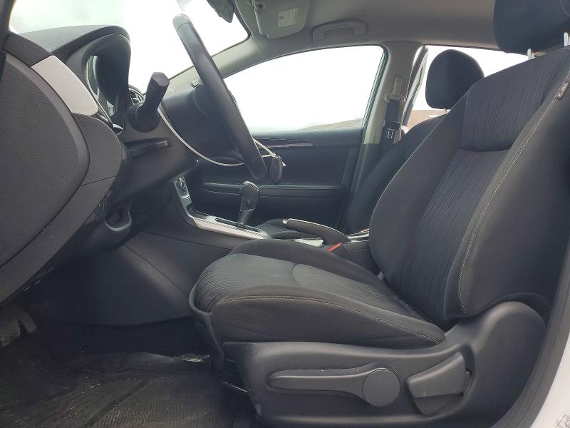 Photo 7 from auction – 2019 NISSAN SENTRA with VIN 3N1AB7AP3KL622605