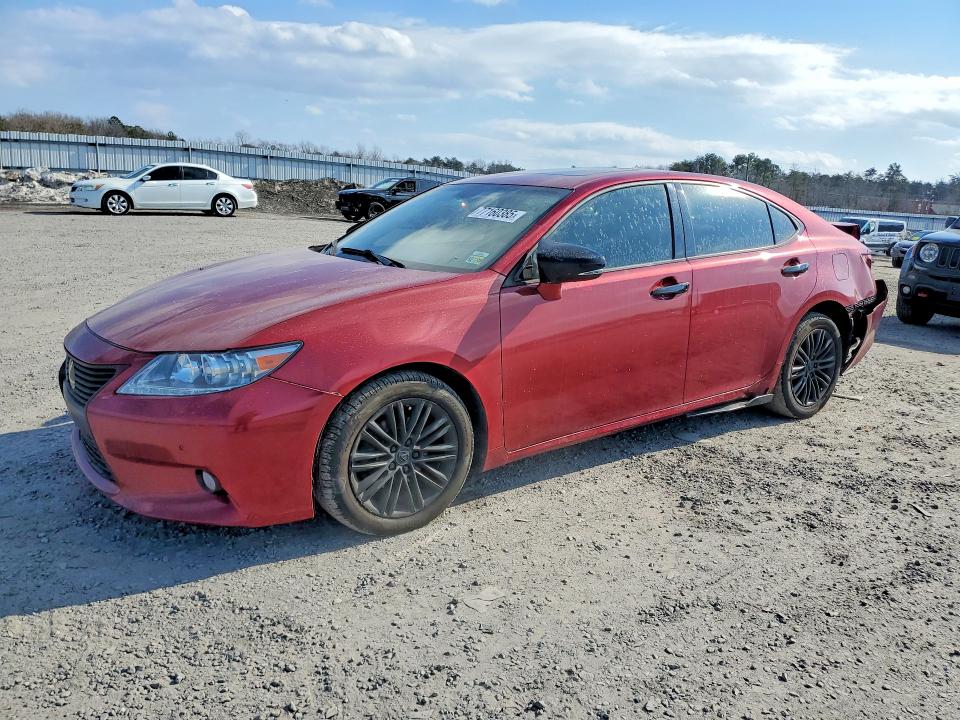 LEXUS ES 350 2013 with VIN JTHBK1GG6D2032388 - Photo from auction