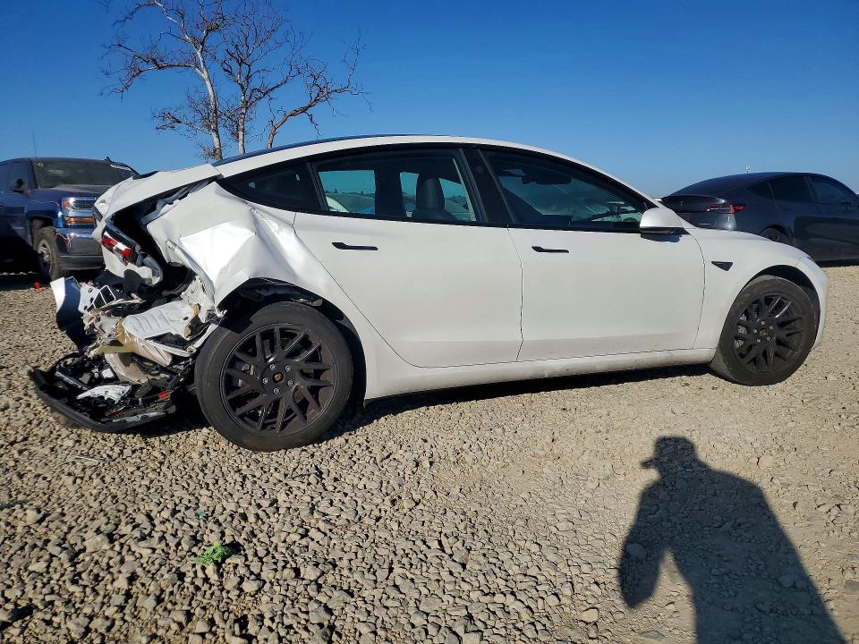 Photo 3 from auction – 2024 TESLA MODEL 3 with VIN 5YJ3E1EAXRF743608