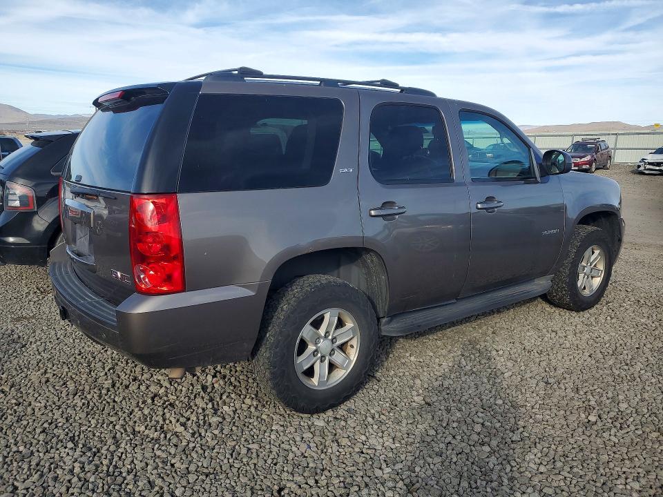 Photo 3 from auction – 2013 GMC YUKON with VIN 1GKS2CE01DR240421