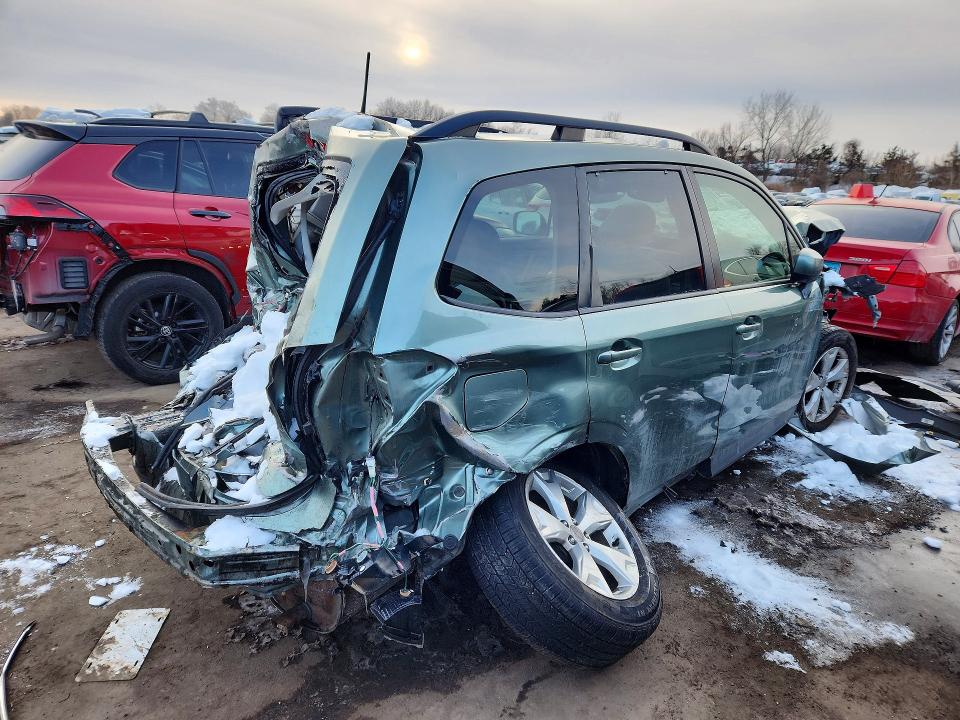 Photo 3 from auction – 2015 SUBARU FORESTER with VIN JF2SJAFC1FH804414
