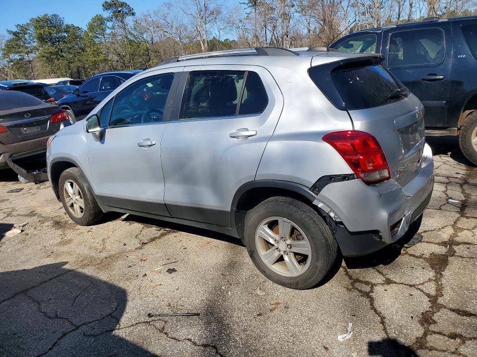 Photo 2 from auction – 2017 CHEVROLET TRAX with VIN 3GNCJPSB3HL144262
