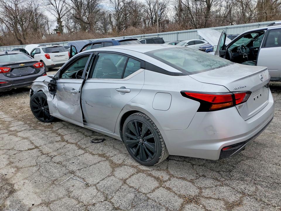 Photo 2 from auction – 2019 NISSAN ALTIMA with VIN 1N4BL4CVXKC144449