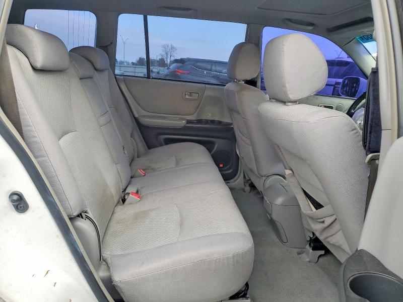 Photo 11 from auction – 2004 TOYOTA HIGHLANDER with VIN JTEDP21A840016027