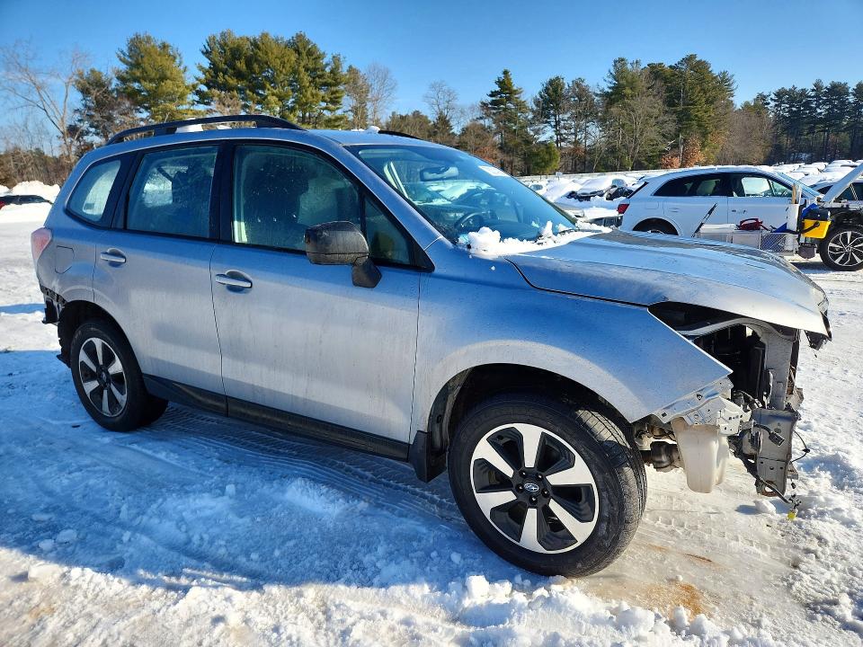 Photo 4 from auction – 2018 SUBARU FORESTER with VIN JF2SJABC3JH460132
