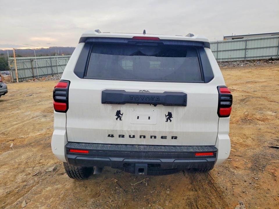 Фото 6 с аукциона – 2025 TOYOTA 4RUNNER с VIN JTEVA5BR9S5046844
