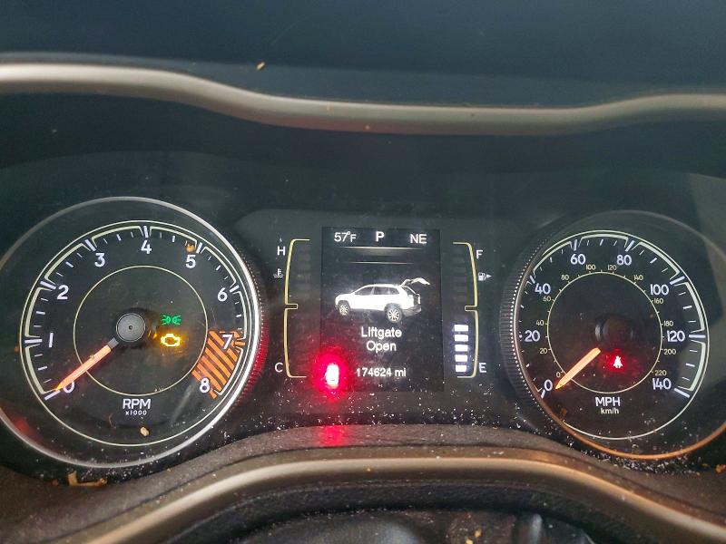 Photo 9 from auction – 2014 JEEP CHEROKEE with VIN 1C4PJLCS2EW123006