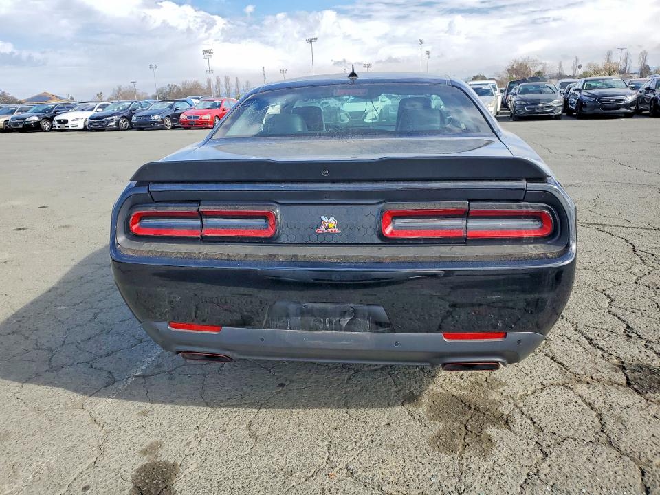 Photo 6 from auction – 2016 DODGE CHALLENGER with VIN 2C3CDZFJ3GH240496