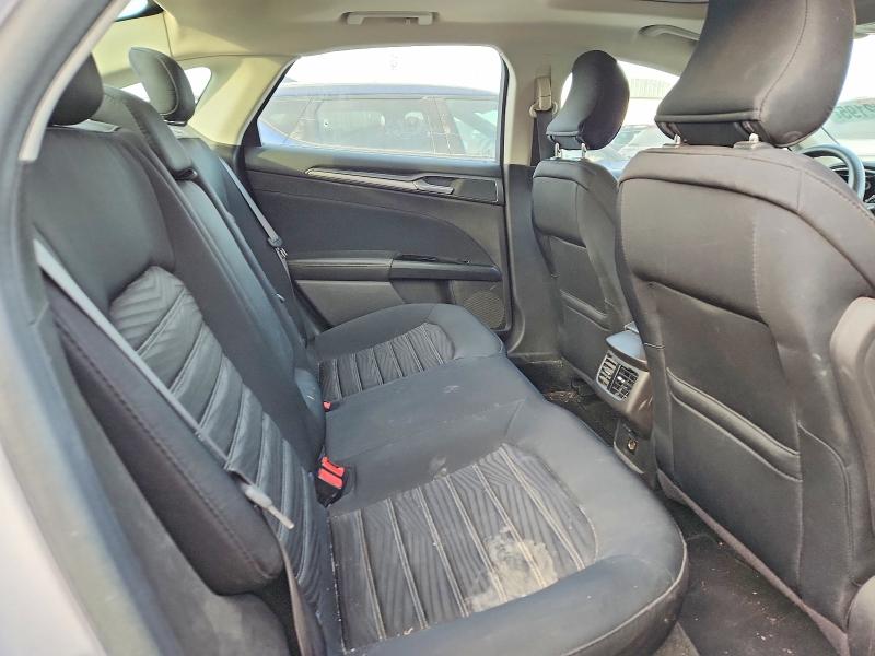Photo 10 from auction – 2016 FORD FUSION SE with VIN 3FA6P0H79GR258671