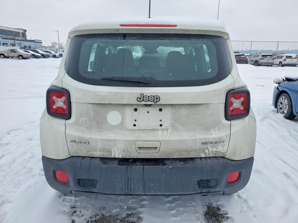Photo 6 from auction – 2018 JEEP RENEGADE S with VIN ZACCJBAB0JPJ06009