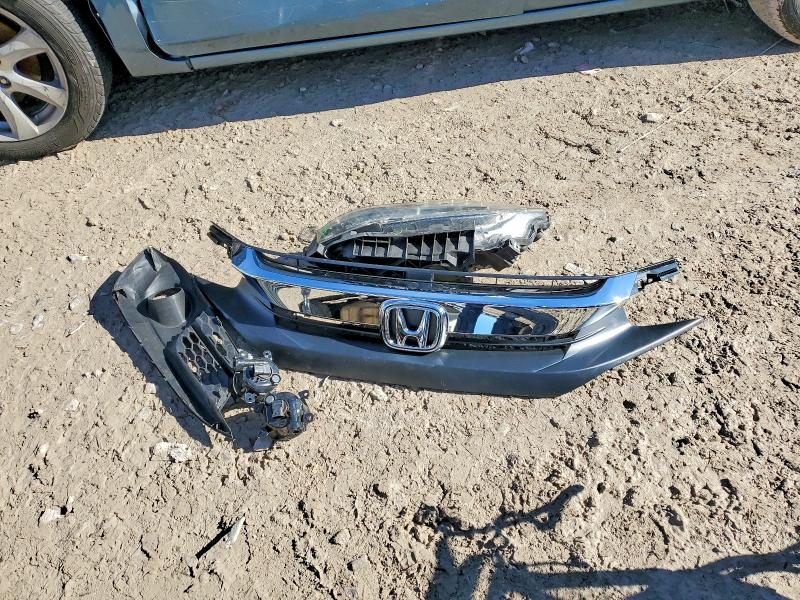 Photo 12 from auction – 2017 HONDA CIVIC with VIN 19XFC1F97HE006099