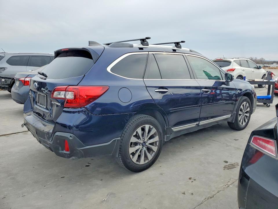 Foto 3 de la subasta – 2018 SUBARU OUTBACK TO con VIN 4S4BSATCXJ3356353