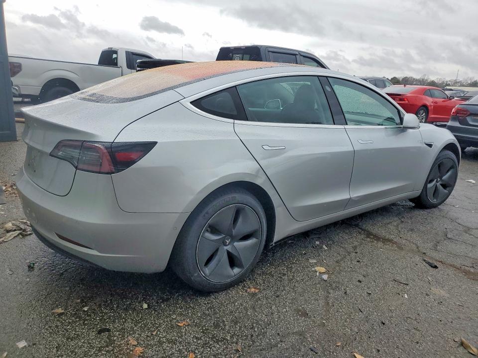 Photo 3 from auction – 2018 TESLA MODEL 3 with VIN 5YJ3E1EA5JF005235