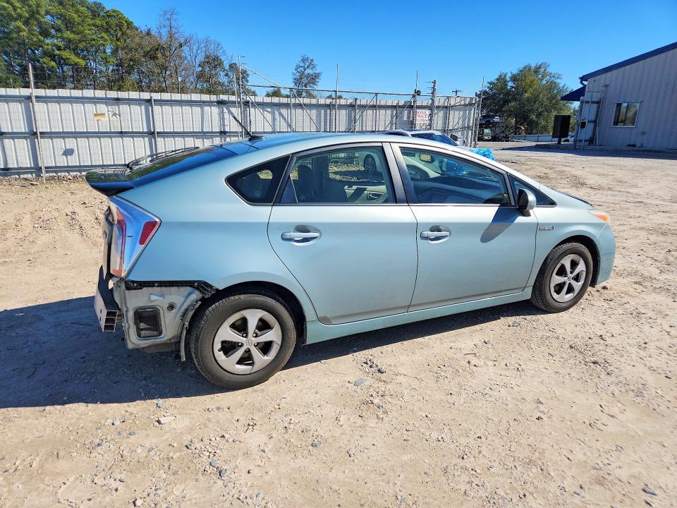 Photo 3 from auction – 2013 TOYOTA PRIUS with VIN JTDKN3DU4D1626417