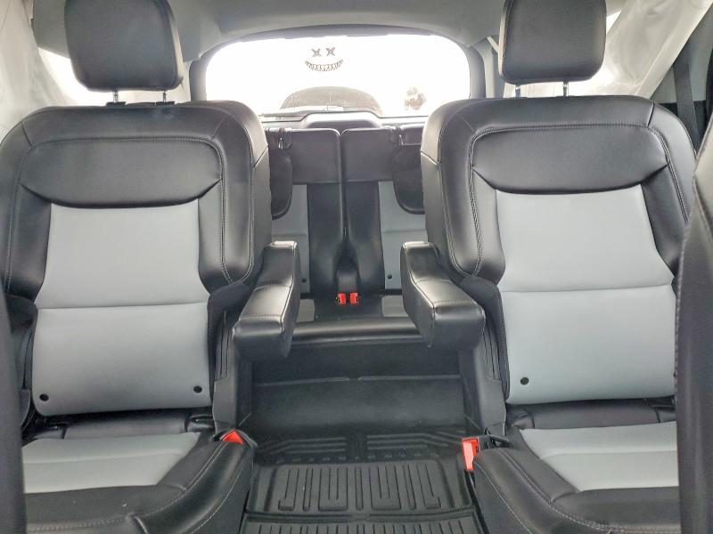 Photo 10 from auction – 2024 FORD EXPLORER with VIN 1FMSK7DHXRGA54160