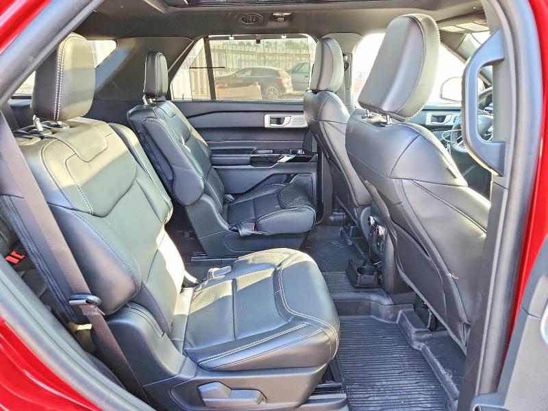 Photo 11 from auction – 2023 FORD EXPLORER with VIN 1FM5K8GC3PGB33007