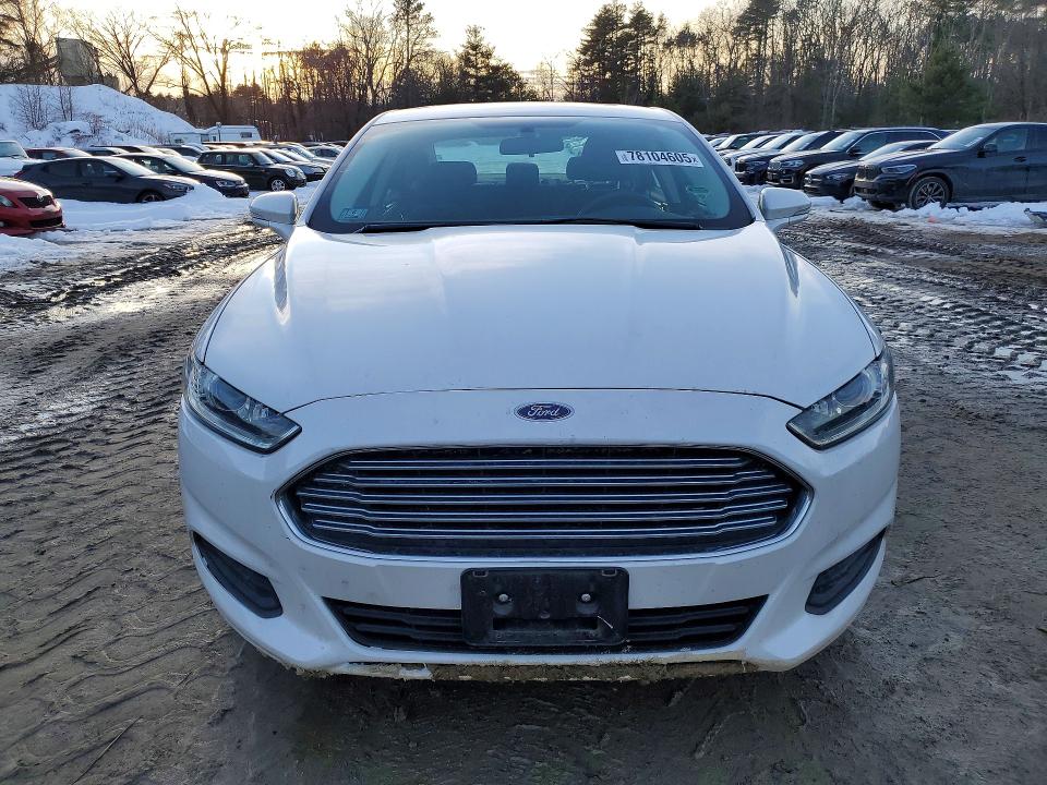 Photo 5 from auction – 2014 FORD FUSION with VIN 3FA6P0LU1ER310370