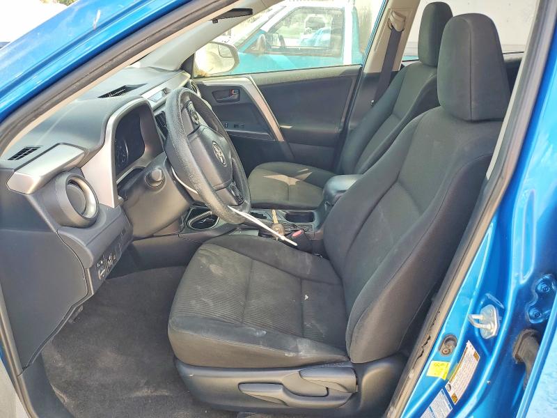 Photo 7 from auction – 2017 TOYOTA RAV4 with VIN JTMBFREV8HJ134860