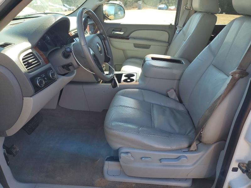 Photo 7 from auction – 2010 CHEVROLET TAHOE with VIN 1GNUKBE02AR229851