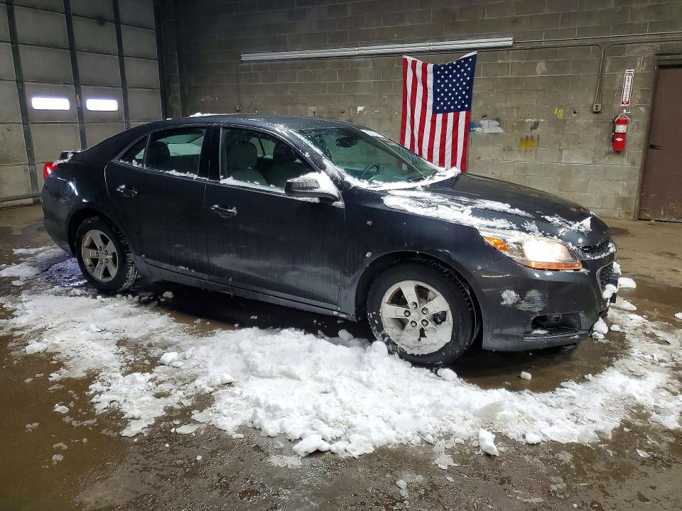 Photo 4 from auction – 2015 CHEVROLET MALIBU with VIN 1G11B5SL9FF292877