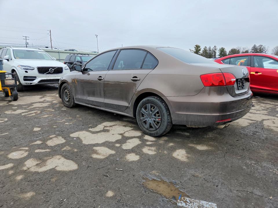 Photo 2 from auction – 2014 VOLKSWAGEN JETTA with VIN 3VW2K7AJ0EM225989