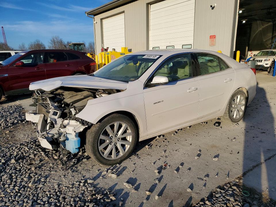 CHEVROLET MALIBU 2015 with VIN 1G11E5SX6FF233070 - Photo from auction