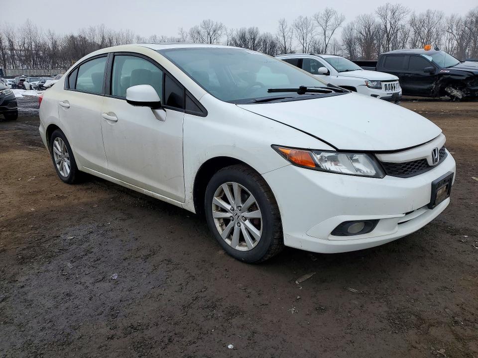 Photo 4 from auction – 2012 HONDA CIVIC with VIN 2HGFB2F80CH548708