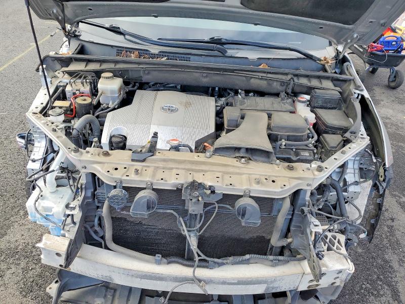 Photo 11 from auction – 2017 TOYOTA HIGHLANDER with VIN 5TDJGRFH1HS030764